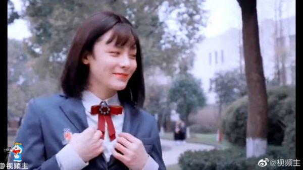 《心宅猎人》侯明昊女装 也太惊艳了吧，女装大佬超A出街……