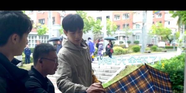 哈哈哈张明瑞说淮南是心机boy 哈哈哈……