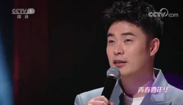 被陈赫今晚演唱的《无名之辈》圈粉……