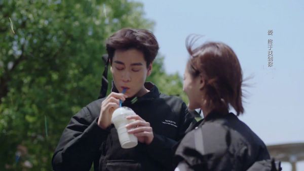 是我的打开方式有问题还是胡一天有什么特殊本事没告诉我们！