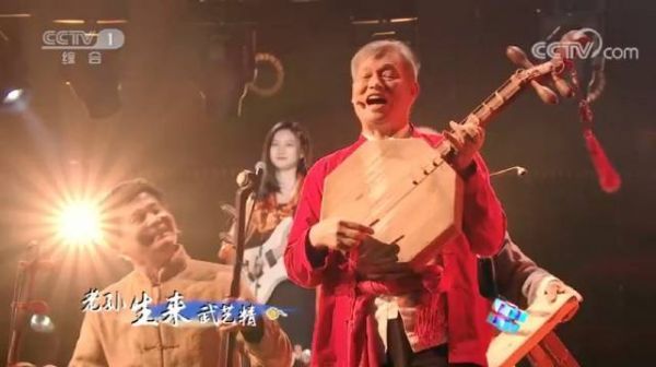 太绝了太绝了太绝了我反复拍大腿……