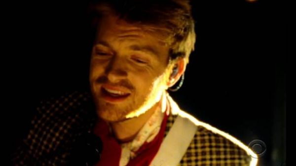 梨哥FINNEAS最新现场表演《Cant Wait To Be Dead》!