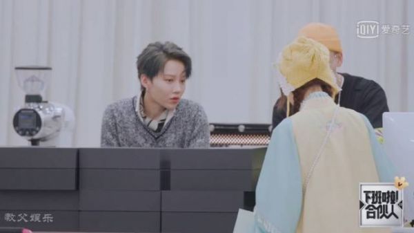 刘雨昕：我好像知道你是谁了 粉丝：我是她的青春制作人……