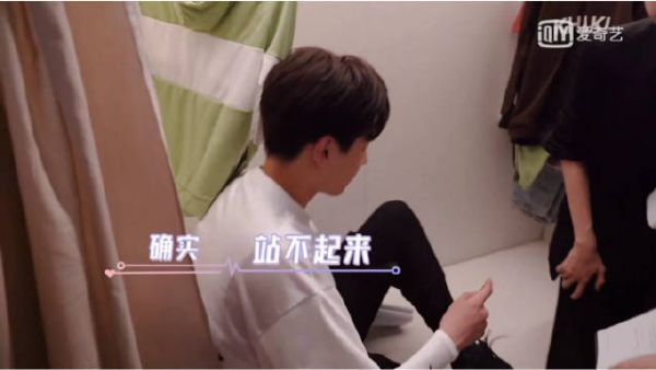 胡一天是什么被雨淋湿的狗狗?也太会演了吧,谁能不喜欢胡一天!