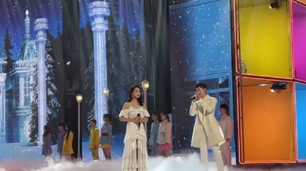 2021宋茜、张翰合唱歌曲《世间美好与你环环相扣》……