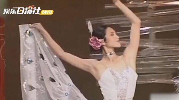 杨丽萍老师和团队精心准备得节目……