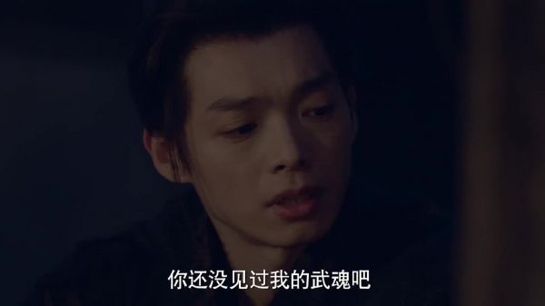 今天亲自认领“理论大师”这一称号……