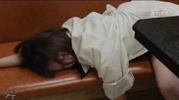 印象中看过李一桐演得很多剧了《射雕英雄传》里的黄蓉……