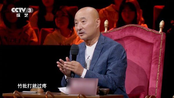陈佩斯作为家喻户晓的喜剧前辈……