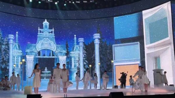 张翰、宋茜温情献唱《世间美好与你环环相扣》
