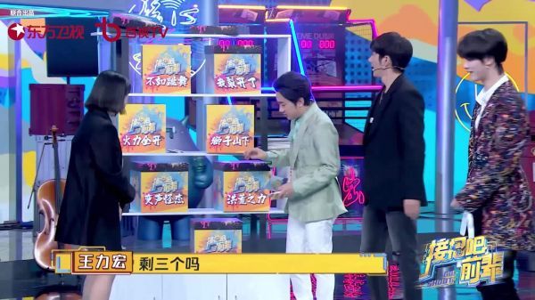“变声怪杰”“洪荒之力”“纯净如水”盲盒接连开出……