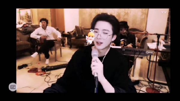 考古！摩登兄弟刘宇宁直播怕不是被唱歌耽误的段子手吧哈哈哈哈哈