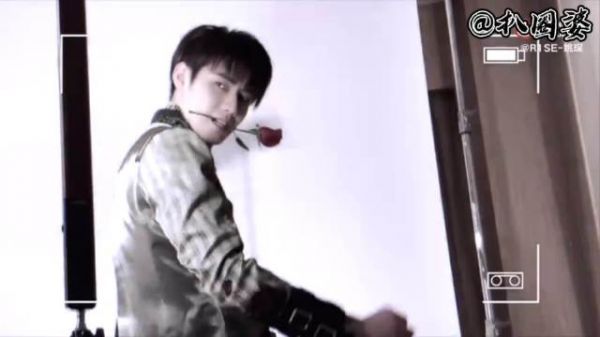 姚琛“随便拍拍 瞎玩玩 ”，就是电影大片的既视感……