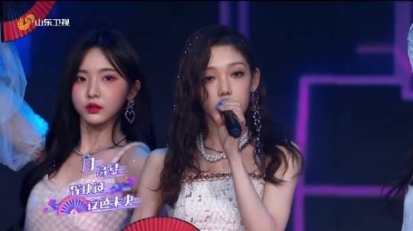 山东春晚硬糖少女303《忆山河》，这造型好美，惊鸿灵动！