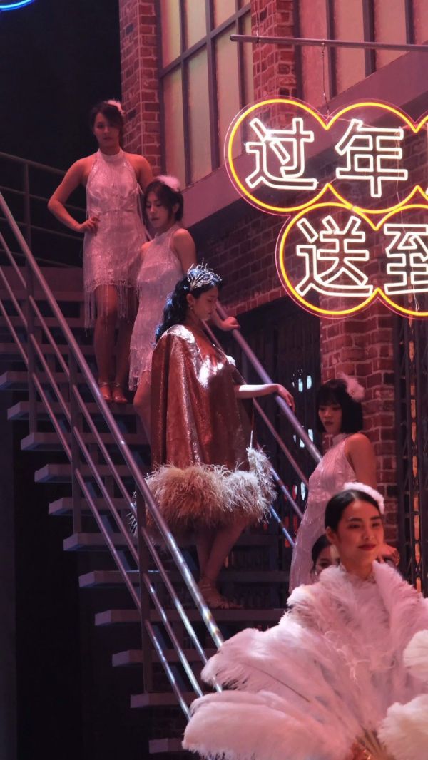 感觉自己知道了什么不得了得事情……