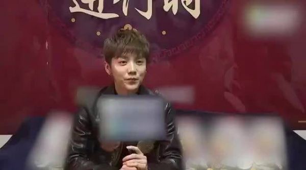 至今还记得鹿晗的那句,我上完舞台直接就15分钟到家了