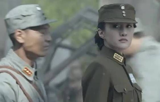 《壮士出川》第2集 一枪射击敌人热气球,被骂