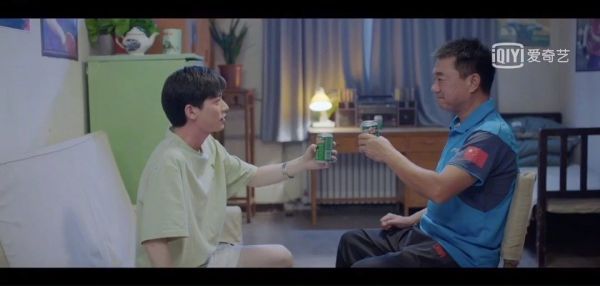 谭布斯和岳父喝酒，喝得也太有梗了一点吧！