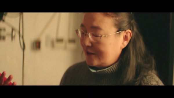 《你好，李焕英》发布片尾曲《世上最美好的祈祷》……