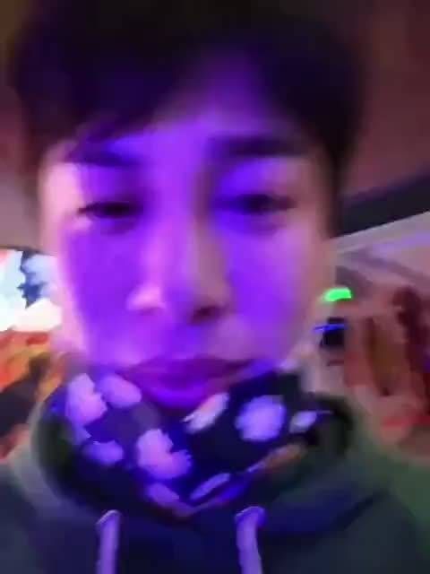 网上那些说什么 的男人是真的不行，你看看我！才哭了2包纸而已！