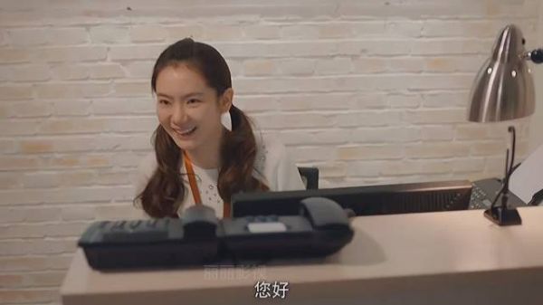 《北京女子图鉴》 第五集:陈可依初入职场手忙脚乱……