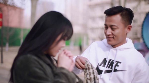 男嘉宾陈晓讲述自己的不为人知的故事……