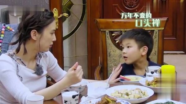 黄圣依好有原则一女星啊,工作再忙,也会留时间给家庭……