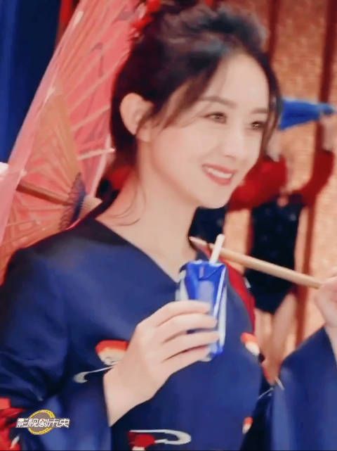 赵丽颖国风广告拍摄花絮直拍️ 花絮比正片更美更甜系列……