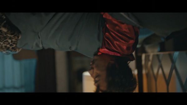 #暴走财神2 小伙一觉醒来变成亿万富翁,美女加酒夜夜笙歌