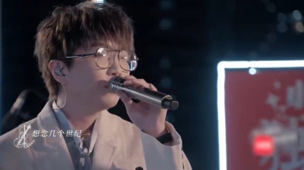 毛老师演唱的《想见你想见你想见你》简直是声控福利……