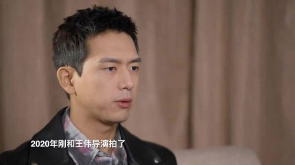 《人生若如初见》李现为新角色剃了光头、粘上辫子!