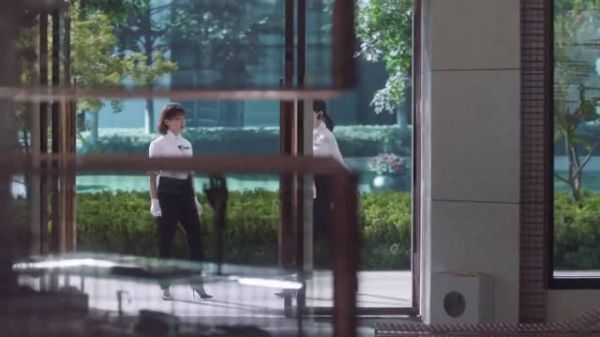 漫妮的财神婆来了！买下百万珠宝，店里三年难遇的大单……