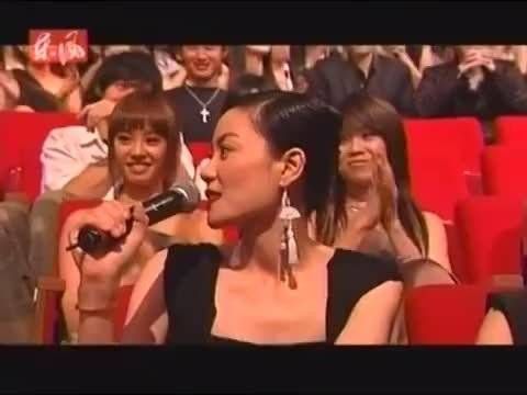 王菲“嚣张”语录：我会唱歌这个我知道。对于评委的肯定我给予充分的肯定