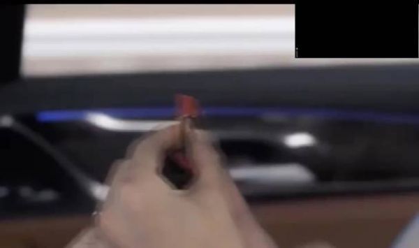 《白色月光》第15集：男人送礼物并不一定是爱的表现
