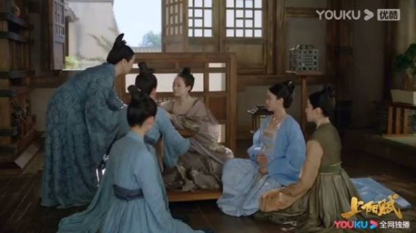 《上阳赋》玉岫怀孕了到处招摇，一点都不顾及王妃的感受……