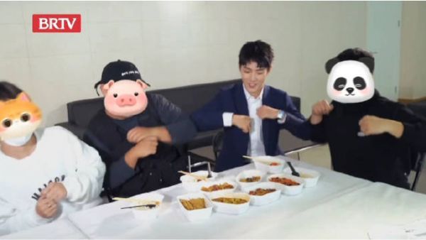 肖战吃饭动作太可爱了吧，快来看肖战哥哥吃饭……