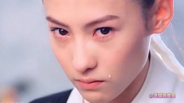 张柏芝吼东狮吼造型英姿飒爽，岁月不败美人，真心好看！