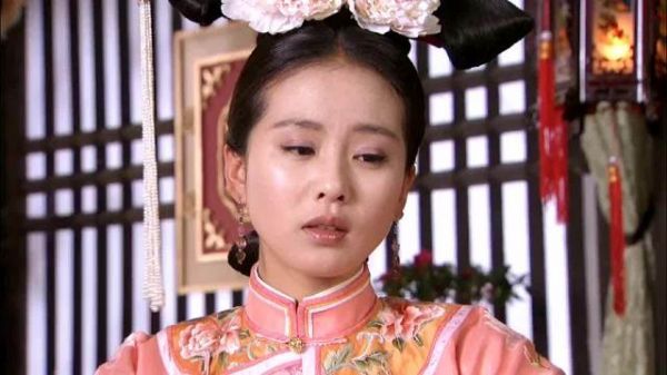 《步步惊心》第43集: 若曦给巧慧交代遗言……