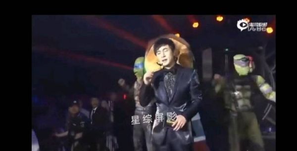 来看看5年前的腾哥吧……