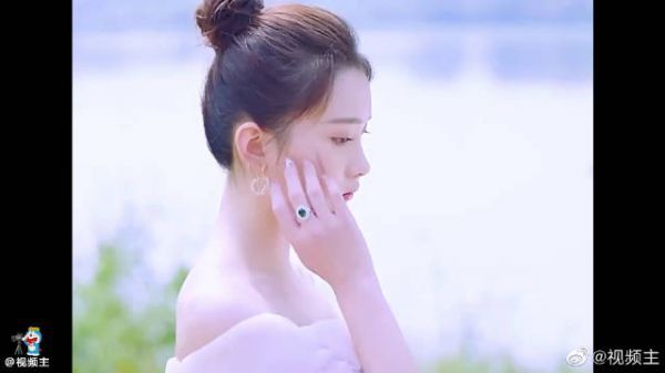 《99分女朋友》心机女欺负孟茴闺蜜一脚把心机女揣进水池