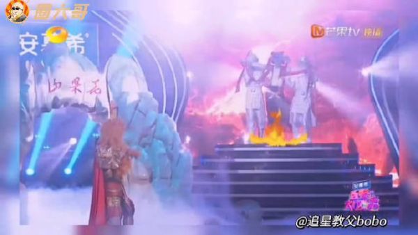 哈哈哈哈哈哈哈只能说何炅模仿谁就没有不像的……