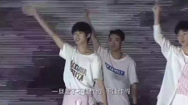 凡事都有2.0系列 4年前的小丁儿和今年的程年人……