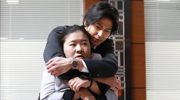 日本爆笑喜剧《丑女之战》,帅哥上司口味独特只喜欢丑女……