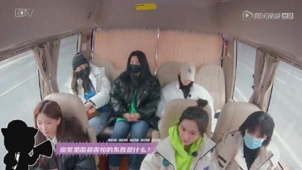 硬糖少女303的新年特辑之密室篇来啦!