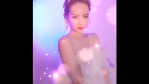 《你好安怡》女主安怡是一个有人类意识的机器人