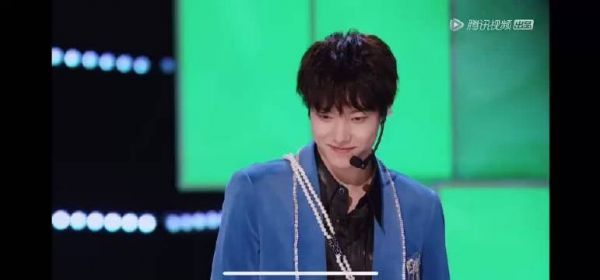 张欣尧为什么没有加试 干干净净的阳光少年，舞蹈功底没话说……