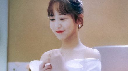 “佟言”夫妇大婚现场,年年婚纱好美……