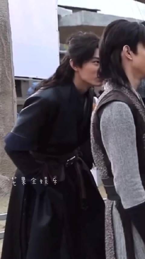 肖战唐三 单人竖版cut 查收今日份战哥的花絮吧～……