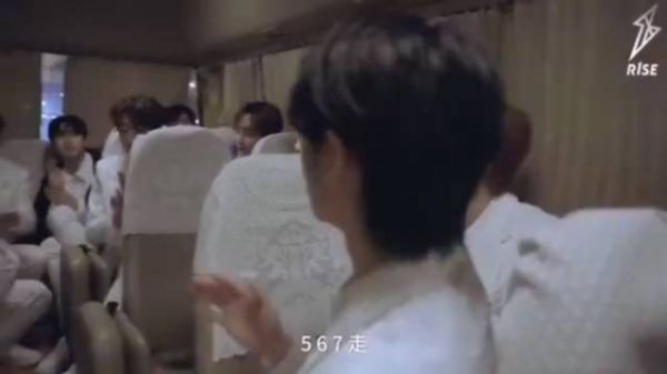 “嘎嘎嘎嘎嘎”十一少年车厢抓鸭子