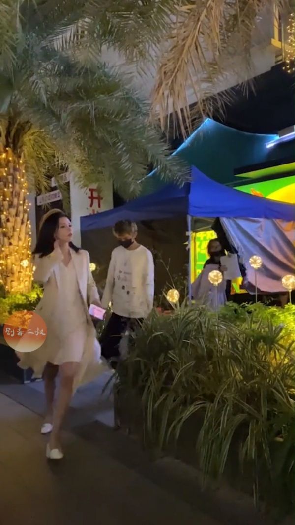 张予曦路透,路人视角,真的好好看!好漂亮,气质太绝了~